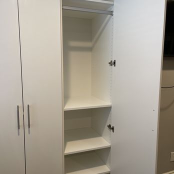 Conquering Clutter Closets & Cabinetry - Inside bedroom closet - right side - Cabinetry Near Me