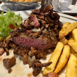 Gaststätte Am Stöckske - Rumsteak mit Pfifferlingen