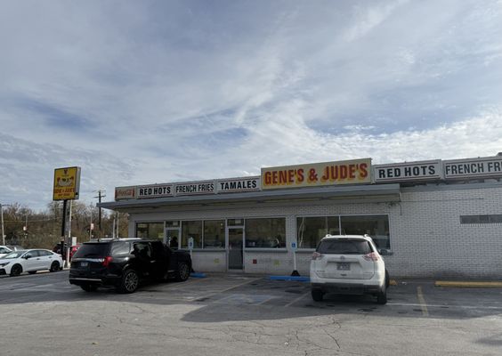 Gene & Jude's by null