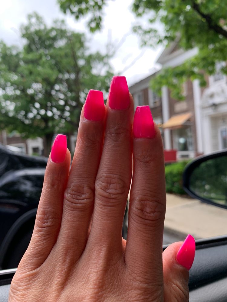 SHAKER SQUARE NAILS 13 Photos 13109 Shaker Square, Cleveland, Ohio