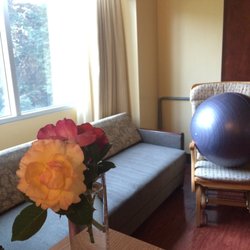 Saint Louise Regional Hospital Maternal Child Health Services - Home-style Birth Suites