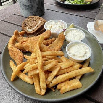 Swingin' Door Exchange - Friday Lake Perch Fry - New American Near Me - Milwaukee, Wisconsin Swingin' Door Exchange - Friday Lake Perch Fry - New American Near Me - Milwaukee, Wisconsin