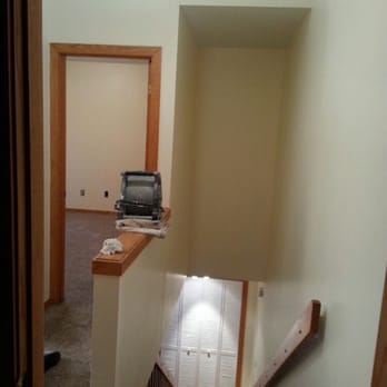 Saffian Painting - After picture of stairwell - Painters Near Me Saffian Painting - After picture of stairwell - Painters Near Me