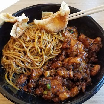 Pick Up Stix Fresh Asian Flavors - House Special Chicken Lunch with noodles. Comes with 2 Won Tons. - Chinese Near Me - Long Beach, California Pick Up Stix Fresh Asian Flavors - House Special Chicken Lunch with noodles. Comes with 2 Won Tons. - Chinese Near Me - Long Beach, California