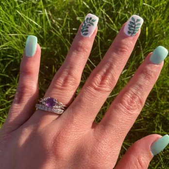 Star Nails - Nail Salons Near Me - Westbury, New York