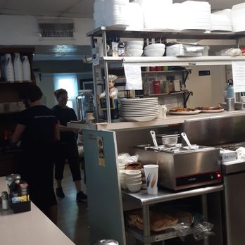 6A Cafe - Great cooks in kitchen..very clean - Breakfast & Brunch Near Me - East Sandwich, Massachusetts