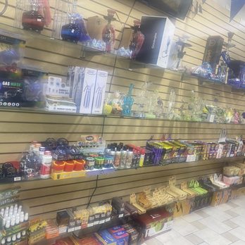 elfbar nachfüll pod läuft aus Disposable Vape Store Fort Moore GA, THCa Products, Smoke Shop, Dispensary  Near Fort Benning main image 0