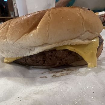 Grumps Burgers - Cheeseburger plain and dry - Burgers Near Me - Stephenville, Texas Grumps Burgers - Cheeseburger plain and dry - Burgers Near Me - Stephenville, Texas
