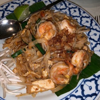 Thai Gràcia - Pad thai - Thai Near Me - Barcelona, B Thai Gràcia - Pad thai - Thai Near Me - Barcelona, B