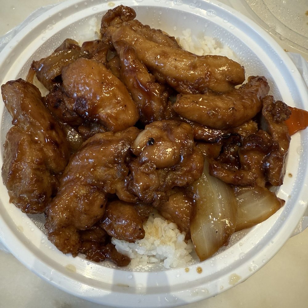 Yip's - The $8 lunch special - Chinese Near Me - New York, New York Yip's - The $8 lunch special - Chinese Near Me - New York, New York