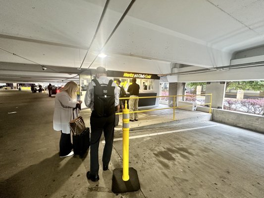 Birmingham-Shuttlesworth International Airport by null