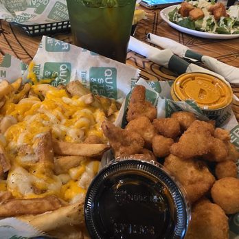 Quaker Steak & Lube - Steakhouses Near Me - Triadelphia, West Virginia Quaker Steak & Lube - Steakhouses Near Me - Triadelphia, West Virginia