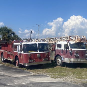 Calli Bakers Firehouse - Retired and need some TLC - Seafood Near Me - Myrtle Beach, South Carolina