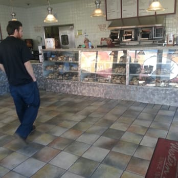 Western Bagel - Fairly no frills - Bakeries Near Me - Van Nuys, California Western Bagel - Fairly no frills - Bakeries Near Me - Van Nuys, California