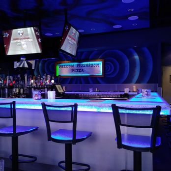 Mellow Mushroom - The bar - Pizza Near Me - Arlington, Texas