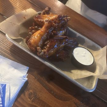 Tryon Public House - Buffalo Wings - American Near Me - New York, New York