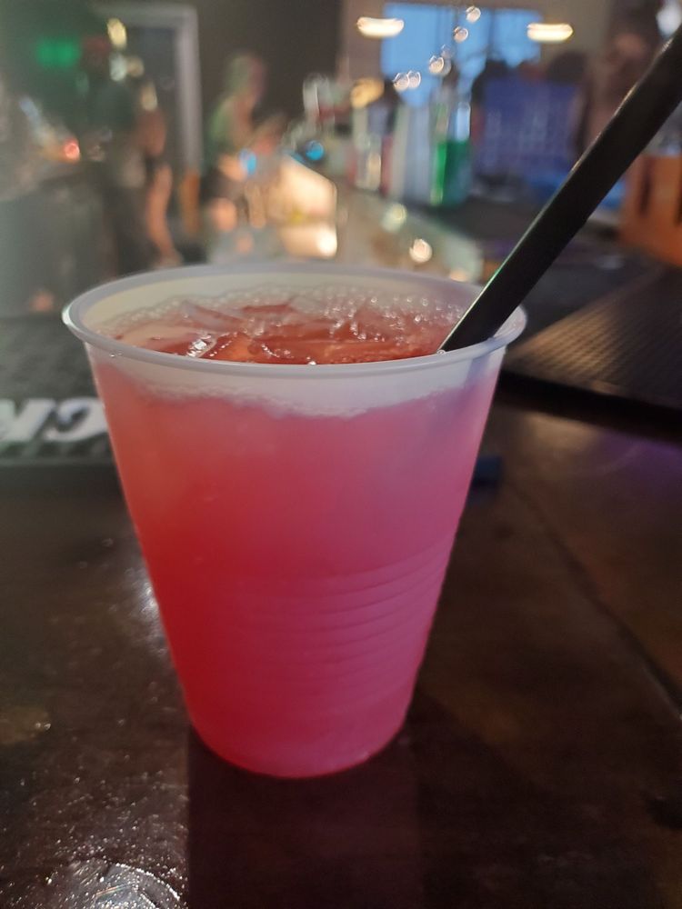 POUR OKC LIQUID LOUNGE Updated September 2024 814 W Sheridan Ave, Oklahoma City, Oklahoma