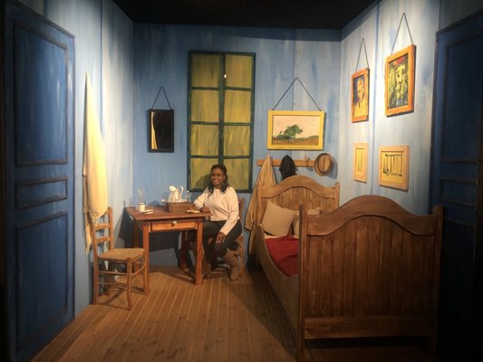 Van Gogh: The Immersive Experience by null