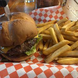 Corral Bar, Steakhouse & Motel - Cheeseburger and fries