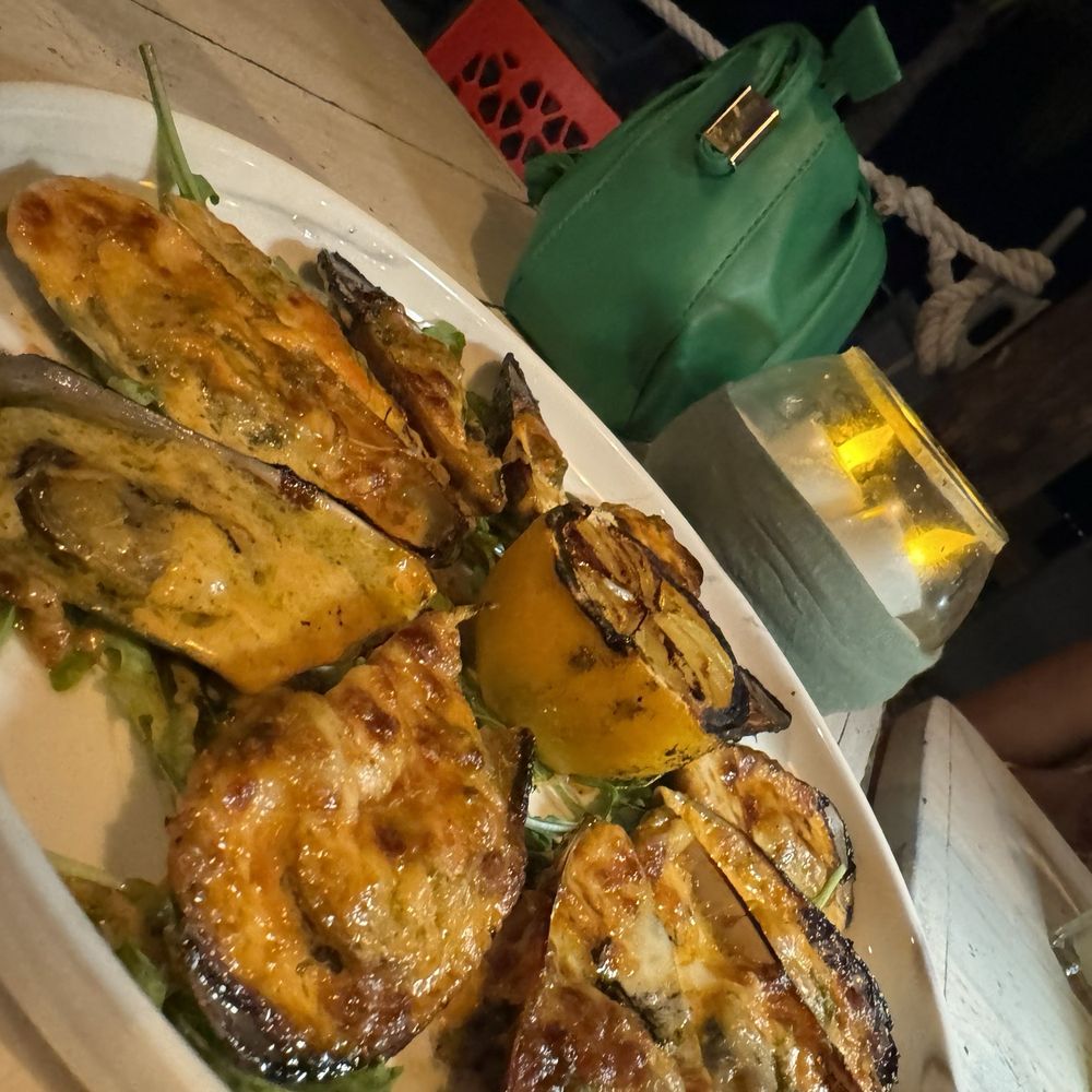 Oceanvs - Oysters Rockefeller - Mexican Near Me - Isla Mujeres, ROO Oceanvs - Oysters Rockefeller - Mexican Near Me - Isla Mujeres, ROO