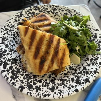 Cafe Weekend - Breakfast & Brunch Near Me - Allston, Massachusetts Cafe Weekend - Breakfast & Brunch Near Me - Allston, Massachusetts