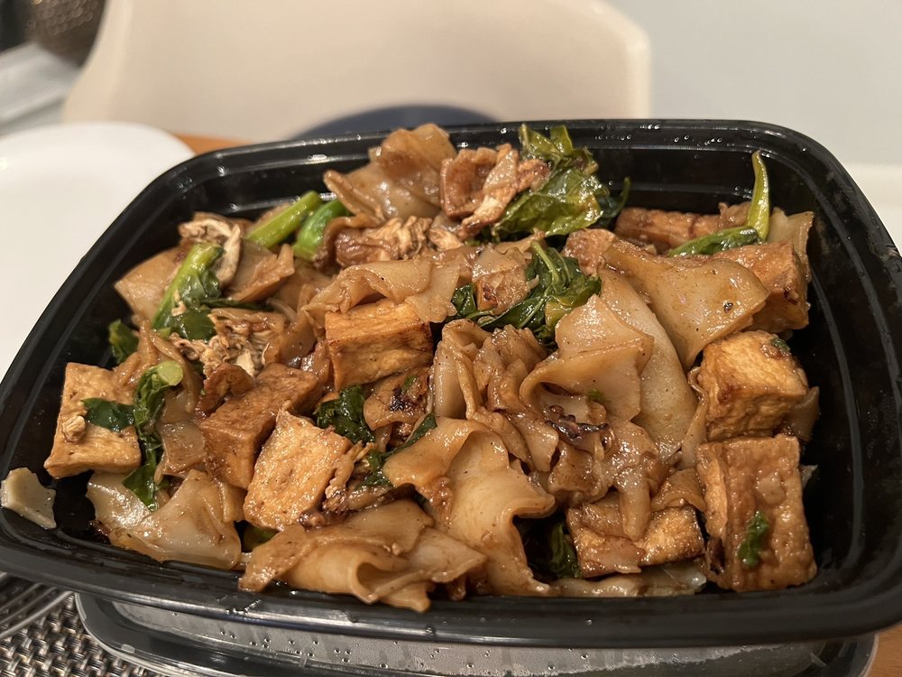 Sen Thai Bistro Image
