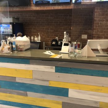 Mia's Deli - Counter - Juice Bars & Smoothies Near Me - Charlotte, North Carolina
