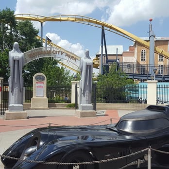 Six Flags Over Texas - Amusement Parks Near Me - Arlington, Texas