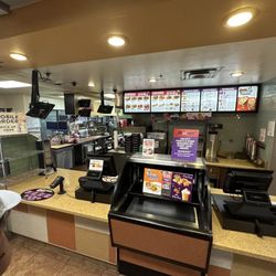 Jack in the Box - No staff in sight