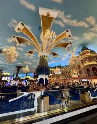 Le Cabaret Lounge by null