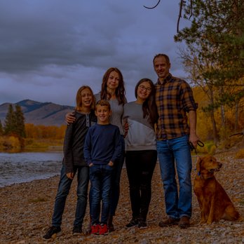 Dan Hassett Photography - Family Portrait - Session Photography Near Me - Missoula, Montana Dan Hassett Photography - Family Portrait - Session Photography Near Me - Missoula, Montana