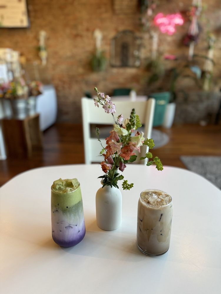 PHALCHA Updated October 2024 149 Photos & 39 Reviews 1001 Mary St