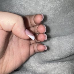 Look at the perfect thin/thick ratio and clean under the nail! No lumps or acrylic under the nail!!