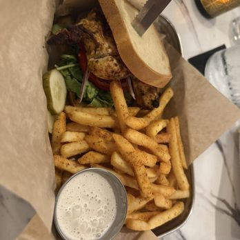 Sesh - Chicken sandwich, gluten free bread - Breweries Near Me - St. Petersburg, Florida