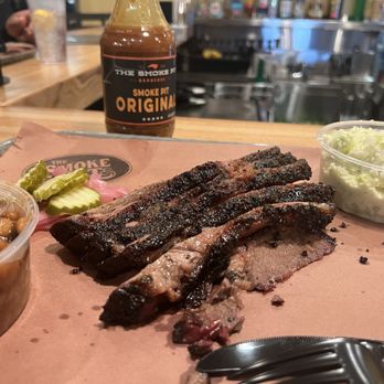 The Smoke Pit - Southern Near Me - Salisbury, North Carolina