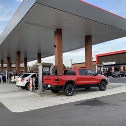 Thorntons - December 27, 2019; Thorntons Travel Center, 120 Luyben Hills Rd Kingston Springs, TN 37082