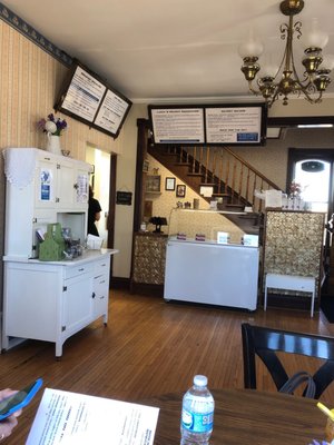 Gustaf's On Main Eatery by null