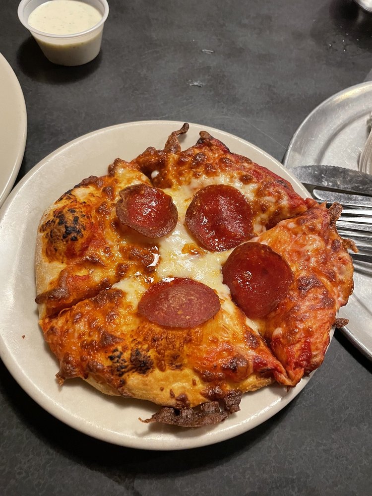 FOX’S PIZZA DEN 27 Photos & 130 Reviews 166 W Main St, Prattville