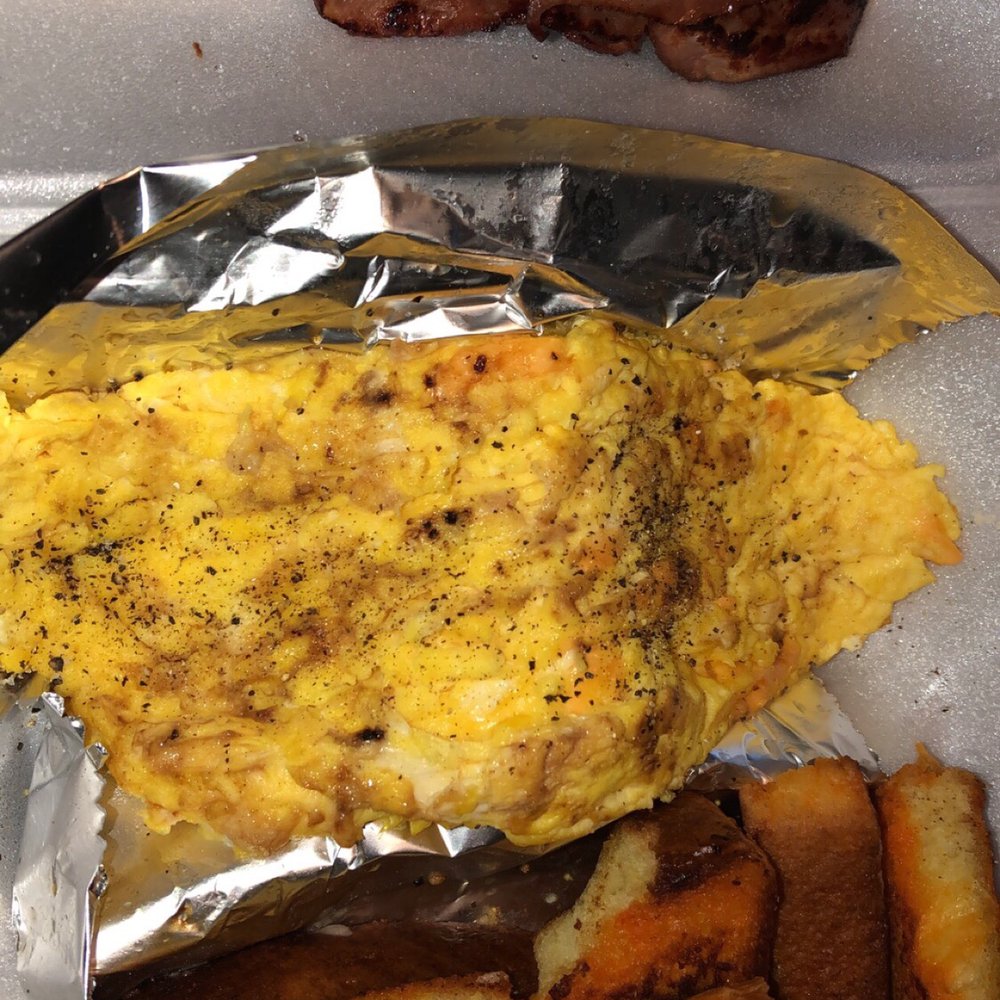 an omelet and french fries