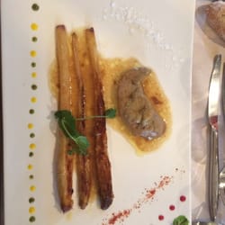 Les Tables de la Fontaine - Foie gras and asparagus