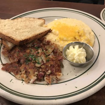 Ted's Bulletin 14th - Corned beef hash and cheddar grits - Breakfast & Brunch Near Me - Washington, DC, District of Columbia Ted's Bulletin 14th - Corned beef hash and cheddar grits - Breakfast & Brunch Near Me - Washington, DC, District of Columbia