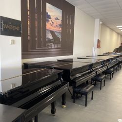 World Class Piano Gallery - Piano showroom