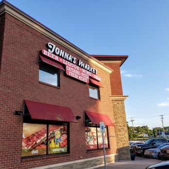 Jonna's Market - Storefront for Jonna's Market - Pizza Near Me - Howell, Michigan