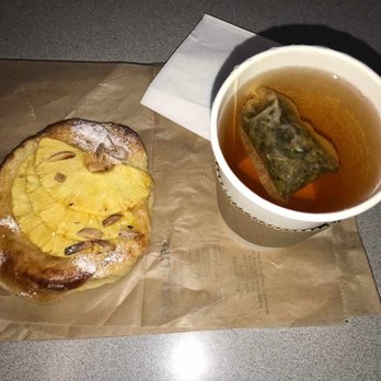 Ghaya - Pineapple Danish and Jasmine Green tea - Coffee & Tea Near Me - Long Island City, New York