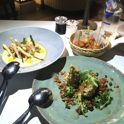 Aqua Restaurant by null