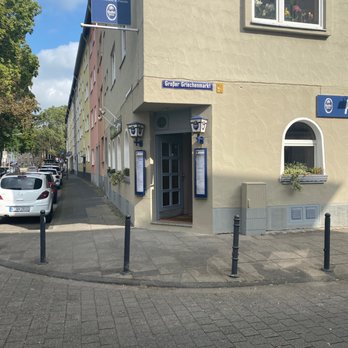 Pettirosso - Italian Near Me - Cologne, NW