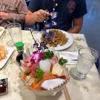 Pho Season - Presentation of sashimi - Asian Fusion Near Me - Port Orchard, Washington Pho Season - Presentation of sashimi - Asian Fusion Near Me - Port Orchard, Washington