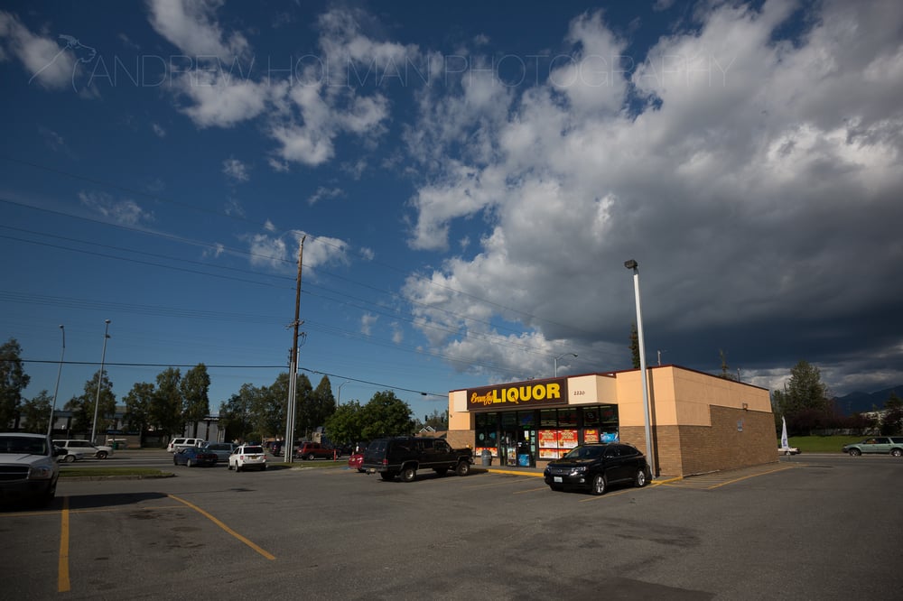 BROWN JUG FRIENDLY SPIRITS Updated August 2024 2220 E Northern