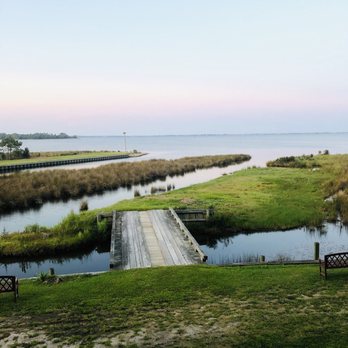 Burrus House Inn - Hotels Near Me - Manteo, North Carolina