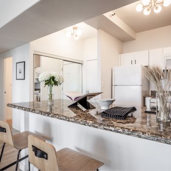 HouseUp Staging - Home Staging Near Me